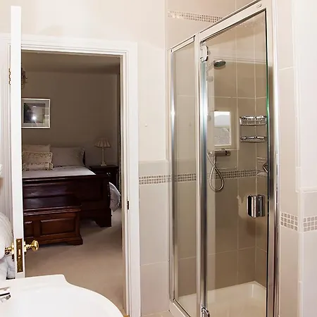 Ballinclea House Bed and Breakfast 4*